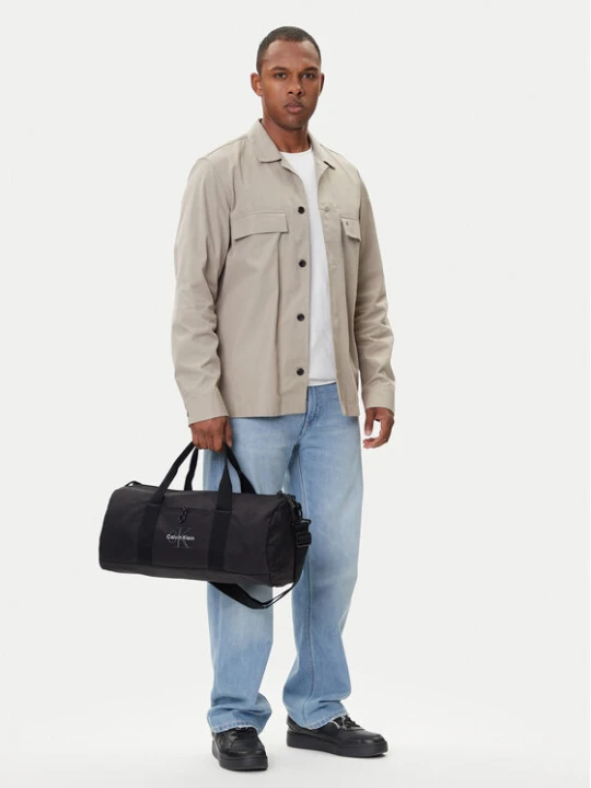 Zdjęcie produktu Torba Calvin Klein Bold Weekender LV04D3115G Czarny