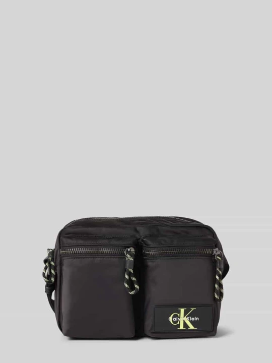 Zdjęcie produktu Camera bag z detalem z logo Calvin Klein Czarny