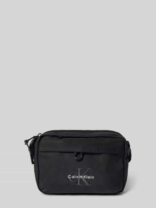 Zdjęcie produktu Torba crossbody z Wyhaftowane logo Calvin Klein Czarny