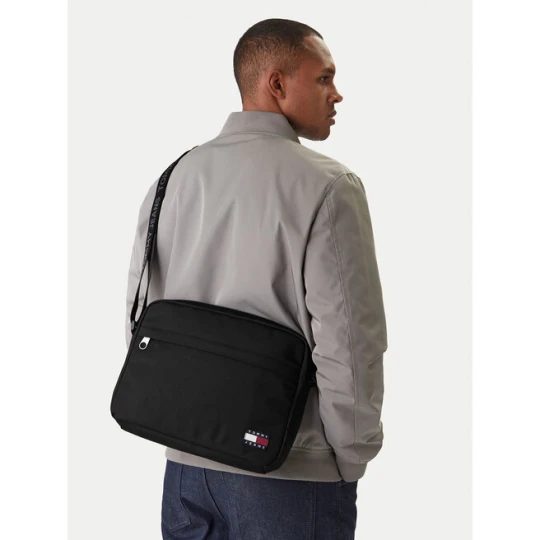 Zdjęcie produktu Torba na laptopa Tommy Jeans Tjm Ess Daily Computer Bag AM0AM14075 Czarny