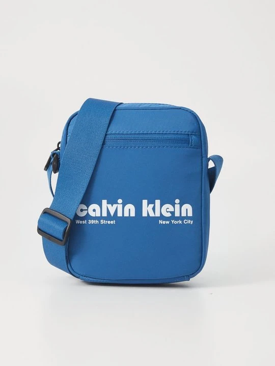 Zdjęcie produktu Torba na ramię Calvin Klein Jeans ciemnoniebieski