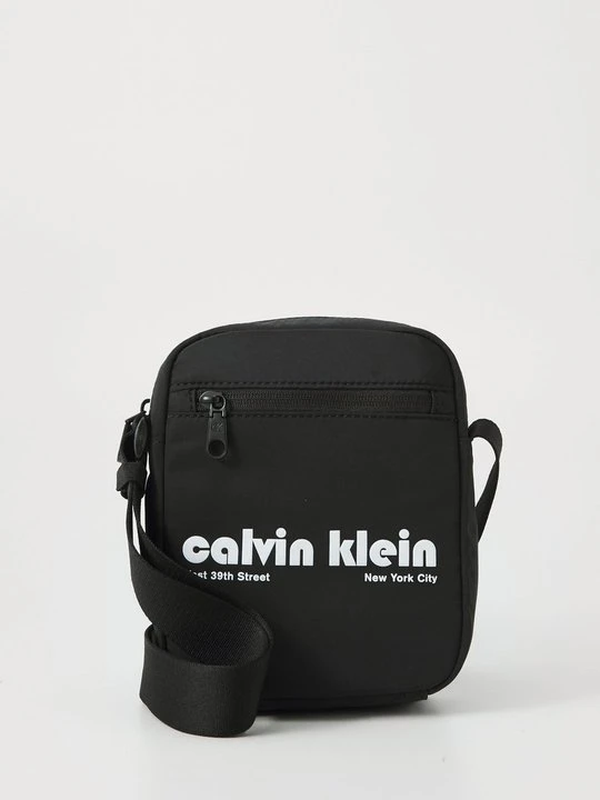 Zdjęcie produktu Torba na ramię Calvin Klein Jeans czarny