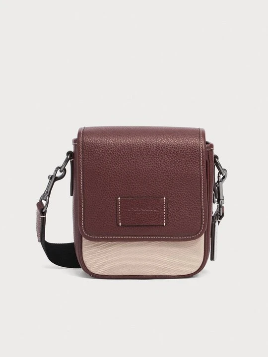 Zdjęcie produktu Torba na ramię Coach ciemnoczerwony