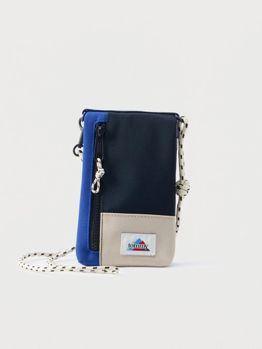 Zdjęcie produktu Torba na ramię Tommy Hilfiger niebieski