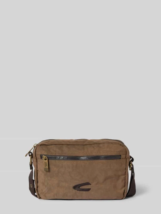 Zdjęcie produktu Torba na ramię z wyhaftowanym logo model ‘JOURNEY’ Camel Active Piaskowy