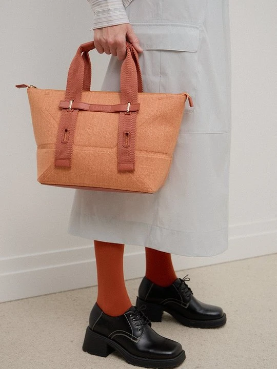 Zdjęcie produktu Torba na zakupy Furla koralowy