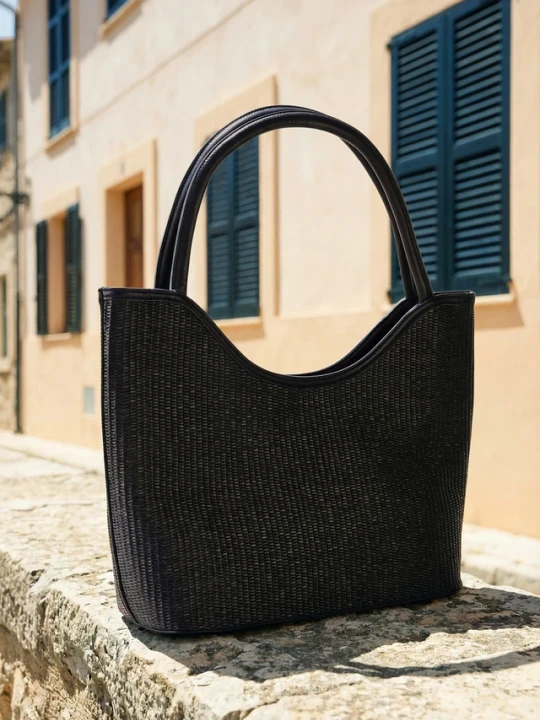 Zdjęcie produktu Torba typu shopper w optyce plecionki BonPrix czarny