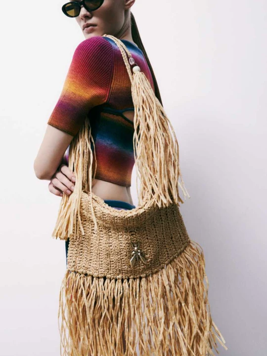 Zdjęcie produktu Torebka boho z rafii z frędzlami Patrizia Pepe beżowy