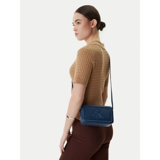 Zdjęcie produktu Torebka Calvin Klein Bold Ck Camera Bag LV04F3220G Niebieski