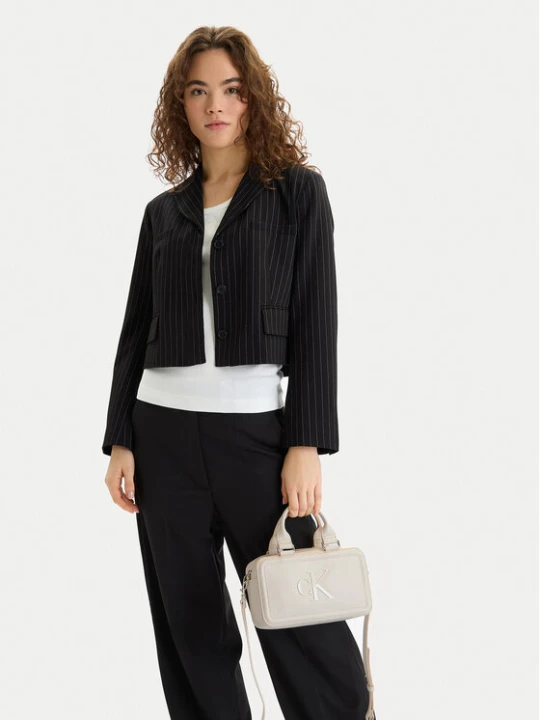 Zdjęcie produktu Torebka Calvin Klein Bold Ck Elongated Mini Tote LV04F3411G Biały