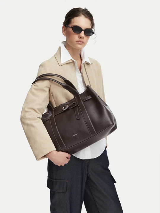 Zdjęcie produktu Torebka Calvin Klein Buckle Medium Work Tote LV04F3549G Brązowy