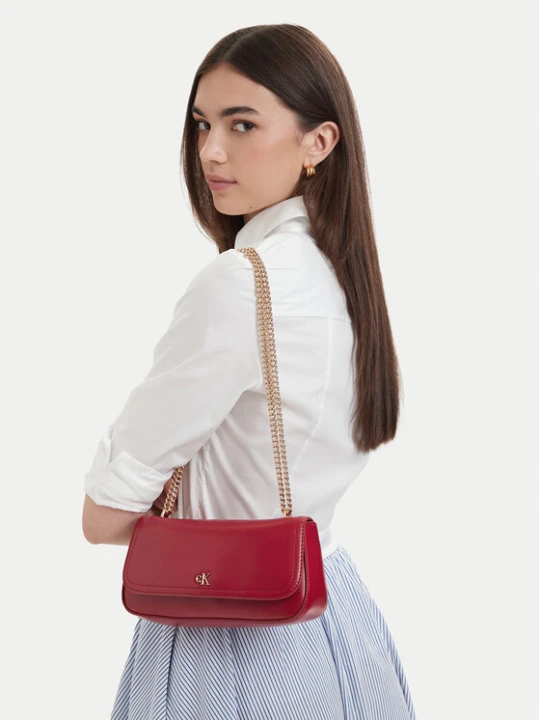 Zdjęcie produktu Torebka Calvin Klein Ck Convertible Chain Small Bag LV04F3172G Bordowy