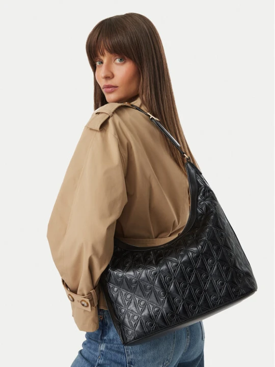Zdjęcie produktu Torebka Calvin Klein Emblem Aop Debossed Medium Shbag LV04F3875G Czarny