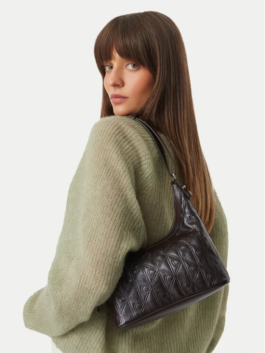 Zdjęcie produktu Torebka Calvin Klein Emblem Aop Debossed Shoulder Bag LV04F3874G Brązowy
