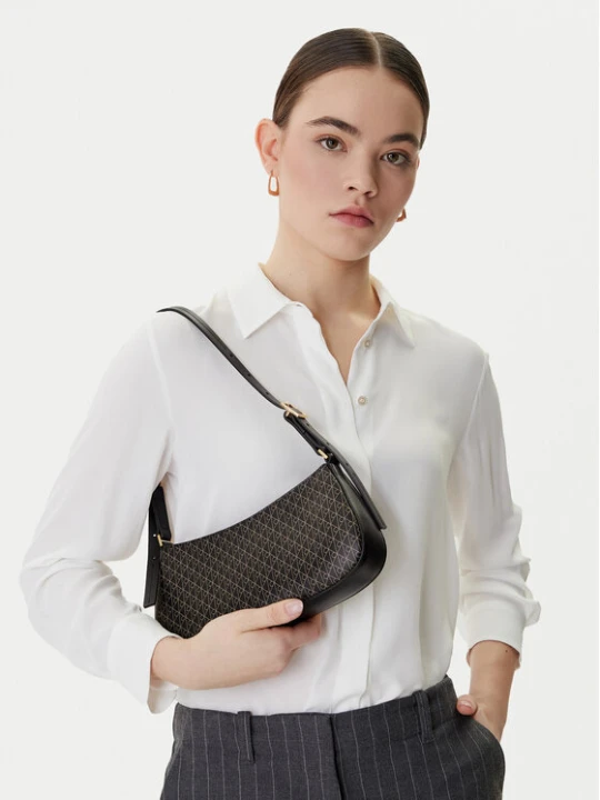 Zdjęcie produktu Torebka Calvin Klein Emblem Aop Small Shoulder Bag LV04F3324G Czarny