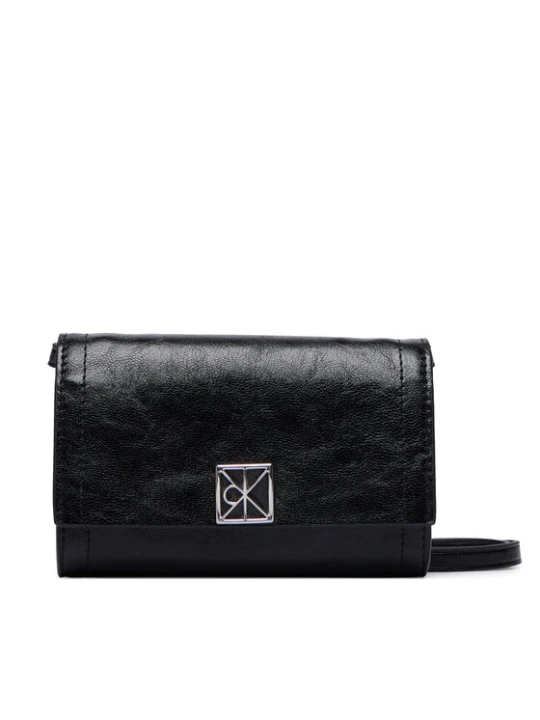 Zdjęcie produktu Torebka Calvin Klein Emblem Wallet On Strap LV04F1218G Czarny