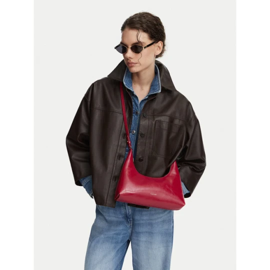 Zdjęcie produktu Torebka Calvin Klein Foil Logo Glossy Conv Shoulder B LV04F3737G Bordowy