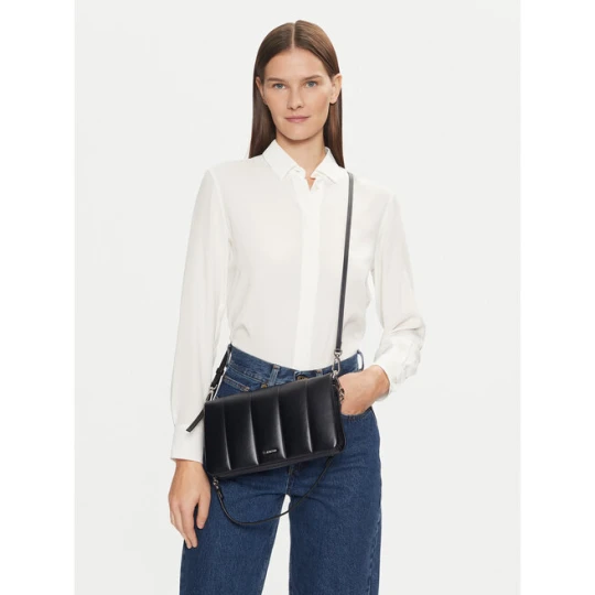 Zdjęcie produktu Torebka Calvin Klein Line Quilt Shoulder Bag K60K612787 Czarny