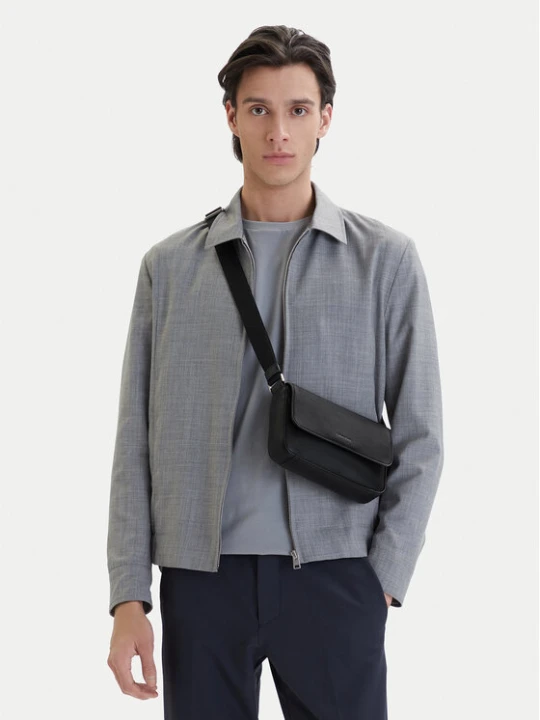 Zdjęcie produktu Torebka Calvin Klein Raised Small Flap Messenger LV04D3327G Czarny