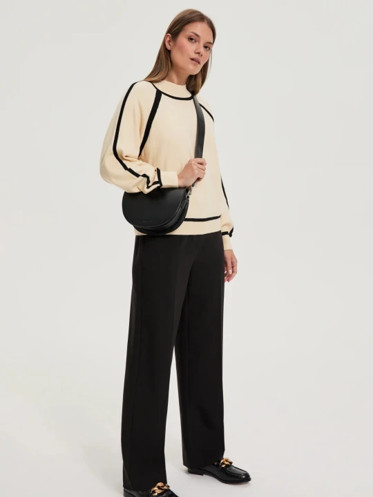 Zdjęcie produktu Torebka crossbody czarna Moodo