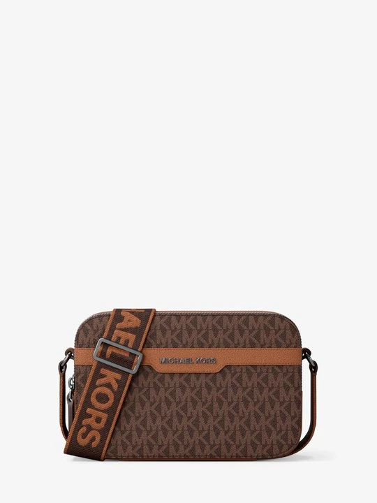 Zdjęcie produktu Torebka do przewieszenia przez ramię Hudson typu camera bag z charakterystycznym logo Michael Kors
