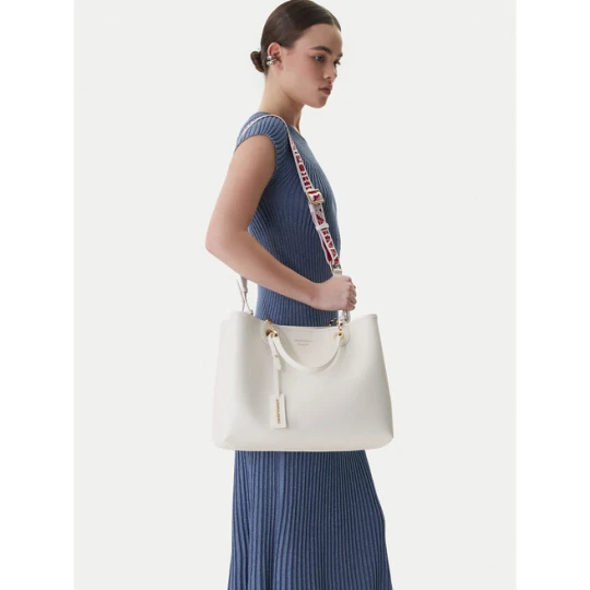 Zdjęcie produktu Torebka Emporio Armani EW000360 AF12103 M0034 Biały