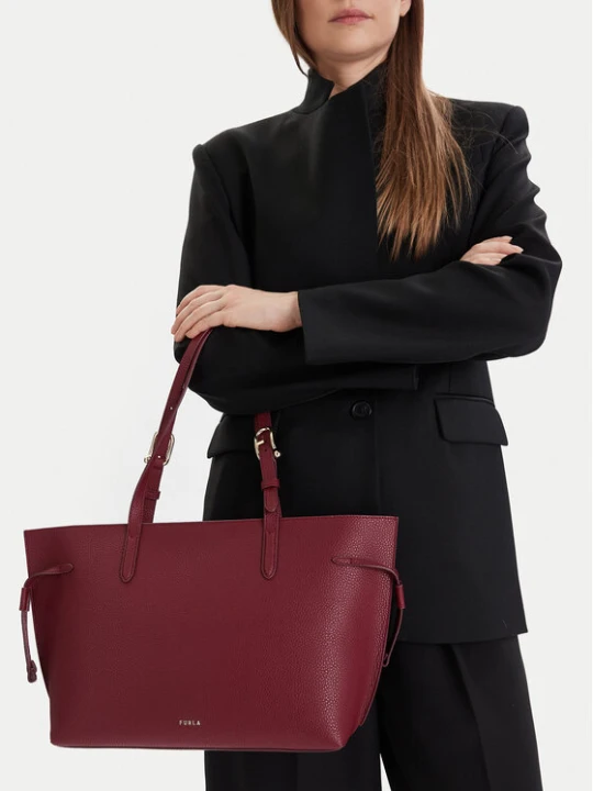 Zdjęcie produktu Torebka Furla Ava M WB02069 BX4329 CN 4617S Czerwony