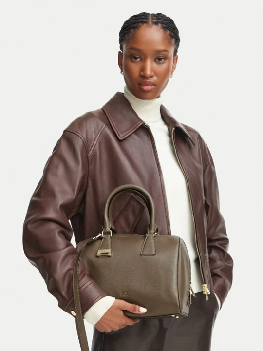 Zdjęcie produktu Torebka Furla Olivia M Boston WB02148 A.0023 4903S Beżowy ciemny