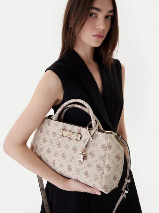 Zdjęcie produktu Torebka Guess Carrie Logo HWGP98 98060 Écru Kremowy