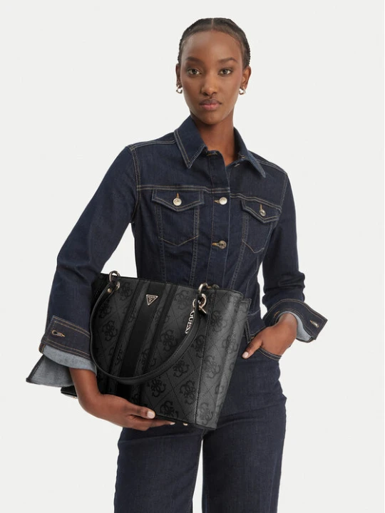 Zdjęcie produktu Torebka Guess HWSS96 72250 Czarny