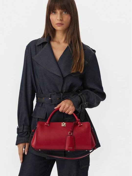 Zdjęcie produktu Torebka Guess HWVG97 34060 Czerwony