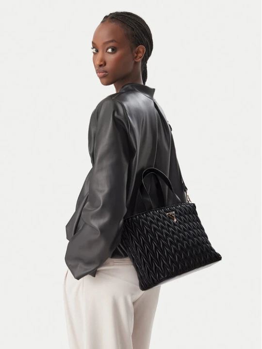 Zdjęcie produktu Torebka Guess J6BZ24 W4034 Czarny