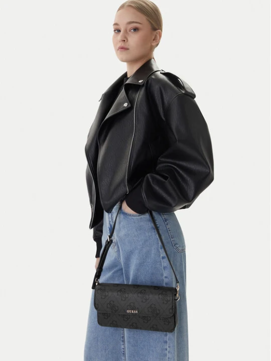 Zdjęcie produktu Torebka Guess Sadie HWOS81 18190 Czarny