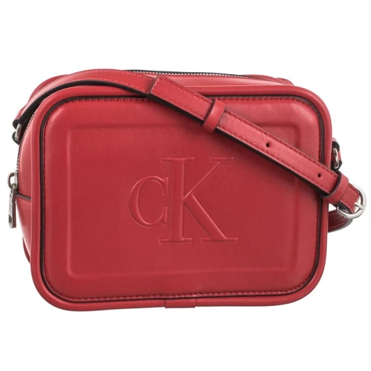 Zdjęcie produktu Torebka Listonoszka Sculpted Camera Bag Pipping K60K610309 XL6 Dark Candy Apple (CK179-b) Calvin Klein