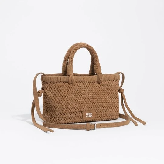 Zdjęcie produktu Torebka listonoszka zamsz pleciona camel BIMBA Y LOLA
