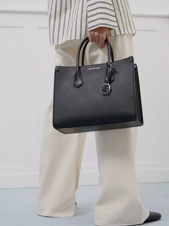 Zdjęcie produktu Torebka Michael Kors czarny