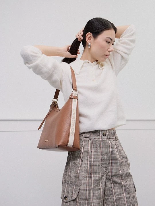 Zdjęcie produktu Torebka Michael Kors brązowy
