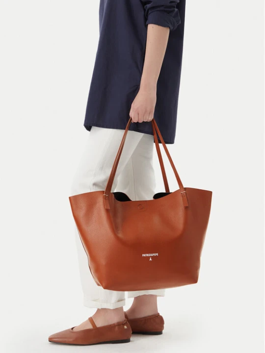 Zdjęcie produktu Torebka Patrizia Pepe 2B0130 / L148-B111 Brązowy