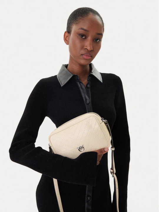 Zdjęcie produktu Torebka PINKO Carrie Camera Bag Classic Al 25-26 PLTT 104336 A2JC Kremowy