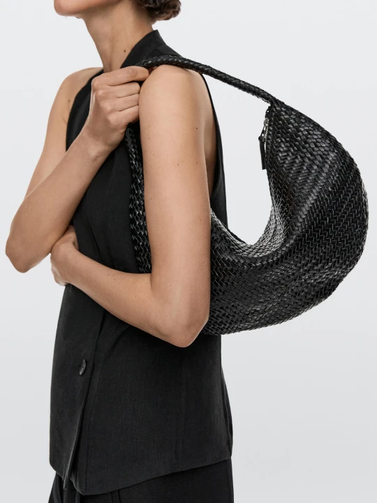 Zdjęcie produktu Torebka Półksiężyc Pleciona Skóra - Czarny - Massimo Dutti - Female