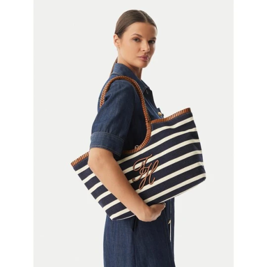 Zdjęcie produktu Torebka Tommy Hilfiger AW0AW18400 Granatowy