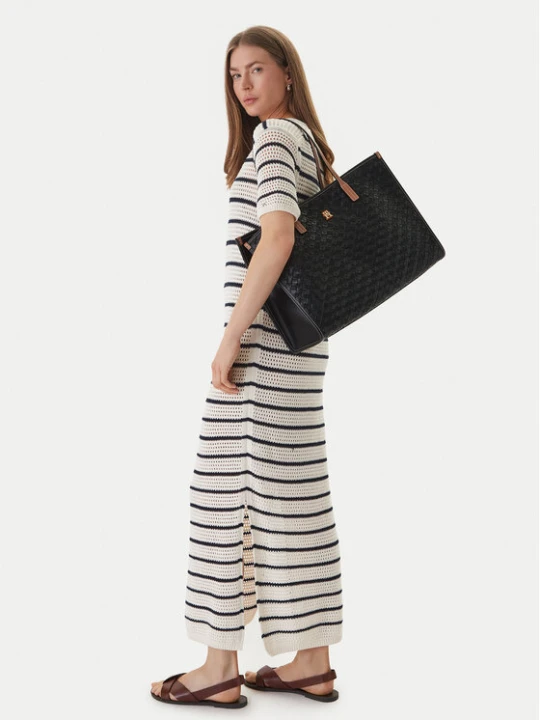 Zdjęcie produktu Torebka Tommy Hilfiger Th City Tote AW0AW18394 Czarny