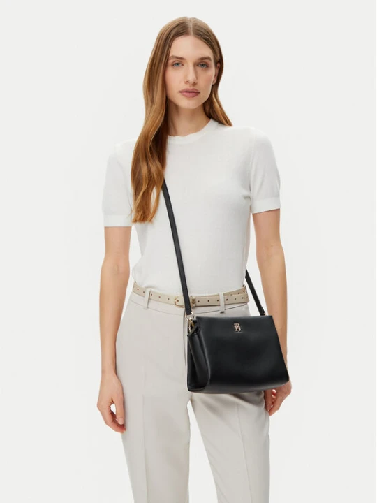 Zdjęcie produktu Torebka Tommy Hilfiger Th Legacy Mini Crossover AW0AW17225 Czarny