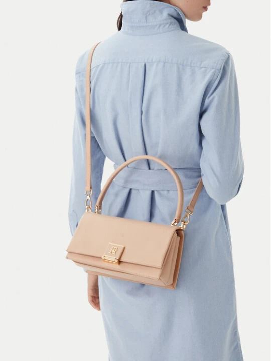 Zdjęcie produktu Torebka Tommy Hilfiger Th Monogram Pebble Grain Crossbody Bag AW0AW17216 Różowy