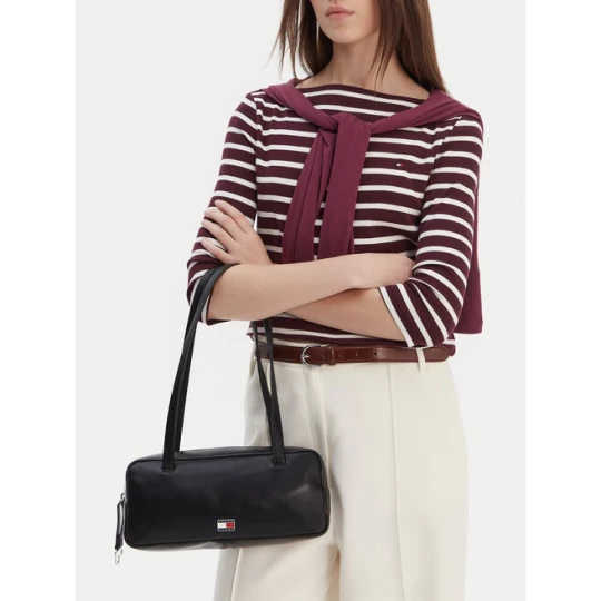 Zdjęcie produktu Torebka Tommy Jeans Tjw City Shoulder Bag AW0AW18075 Czarny