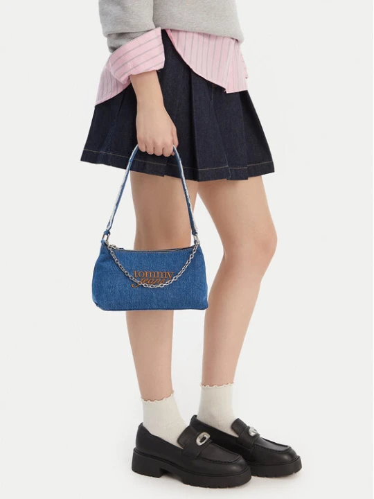 Zdjęcie produktu Torebka Tommy Jeans Tjw Cool Denim Shoulder Bag AW0AW18575 Niebieski