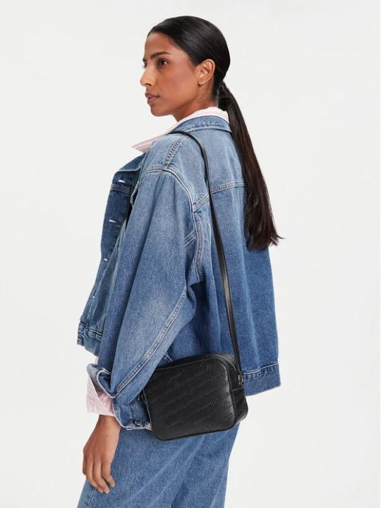 Zdjęcie produktu Torebka Tommy Jeans Tjw Must Aop Camera Bag AW0AW17865 Czarny