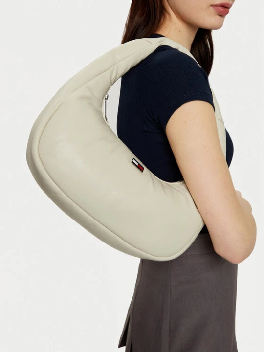 Zdjęcie produktu Torebka Tommy Jeans Tjw Pillow Shoulder Bag AW0AW16977 Beżowy