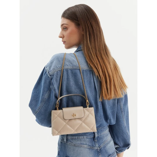 Zdjęcie produktu Torebka Tory Burch Kira Diamond Quilt East-West Top Handle 174999 Beżowy