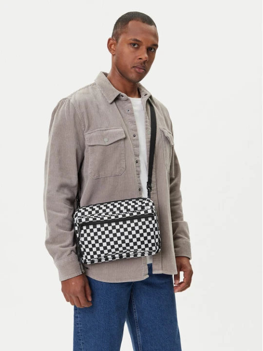 Zdjęcie produktu Torebka Vans Bail Convertible Cross Body VN000MP4Y281 Czarny